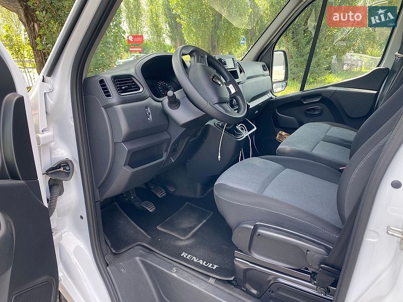 Вантажний фургон Renault Master 2023 в Броварах