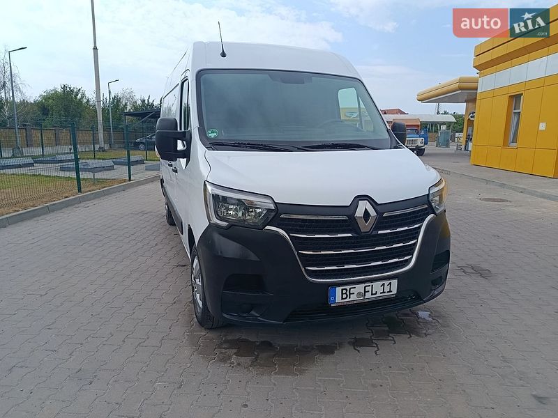 Вантажний фургон Renault Master 2022 в Дубні