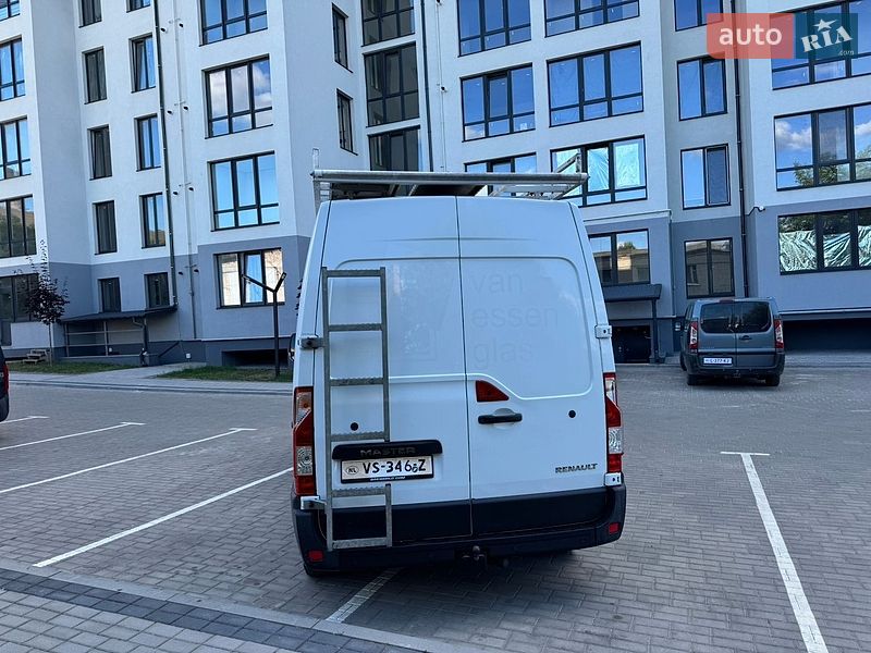Грузовой фургон Renault Master 2016 в Дубно