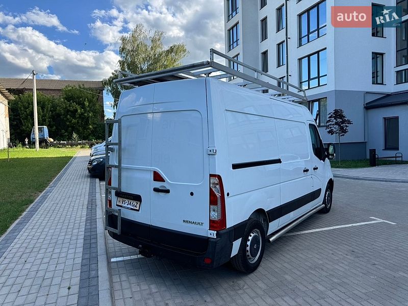 Грузовой фургон Renault Master 2016 в Дубно