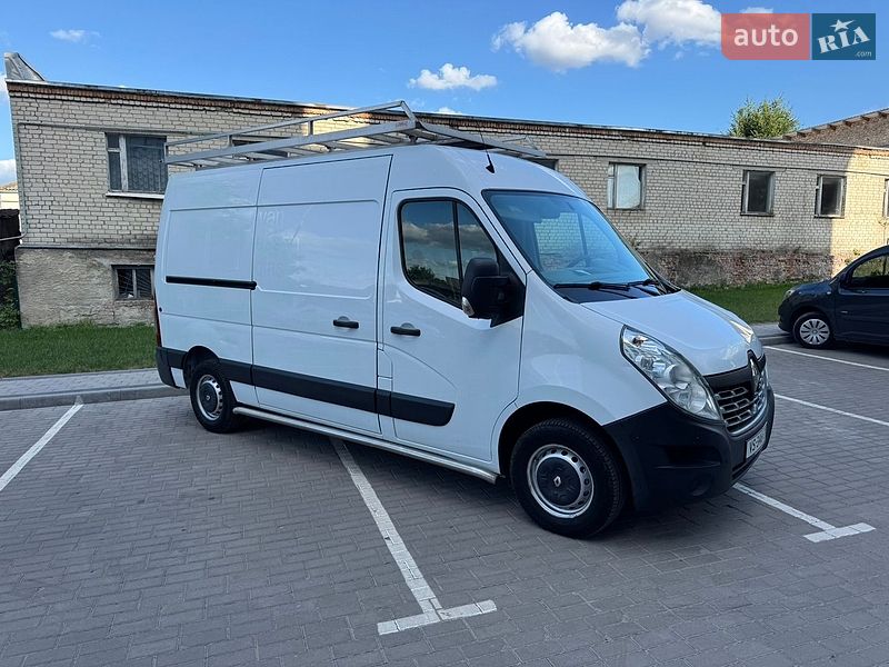 Грузовой фургон Renault Master 2016 в Дубно