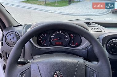 Грузовой фургон Renault Master 2016 в Дубно
