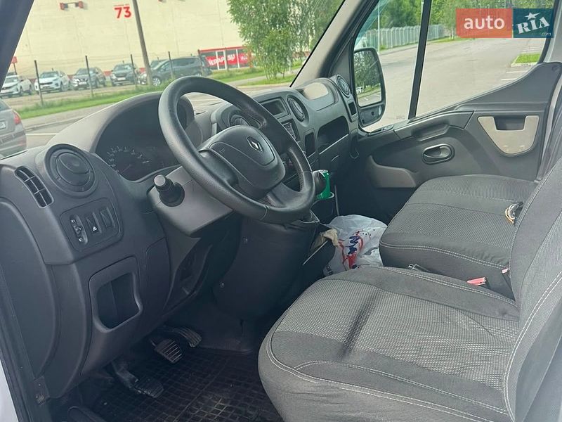 Грузовой фургон Renault Master 2012 в Днепре