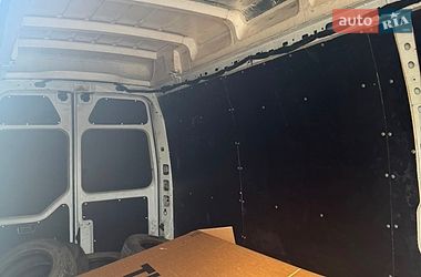 Грузовой фургон Renault Master 2012 в Днепре