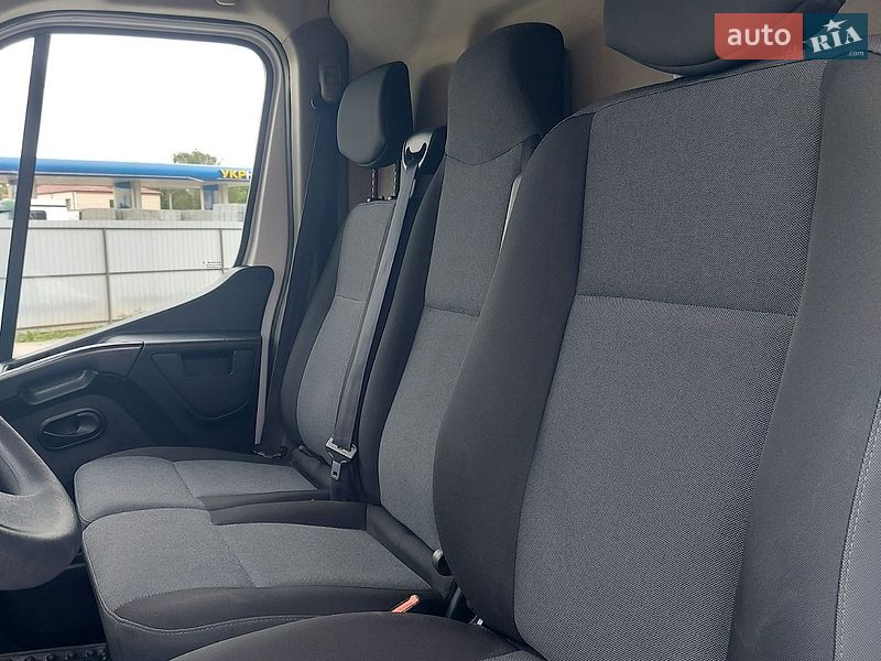 Грузовой фургон Renault Master 2019 в Млинове фото 23 Грузовой фургон Renault Master 2019 в Млинове