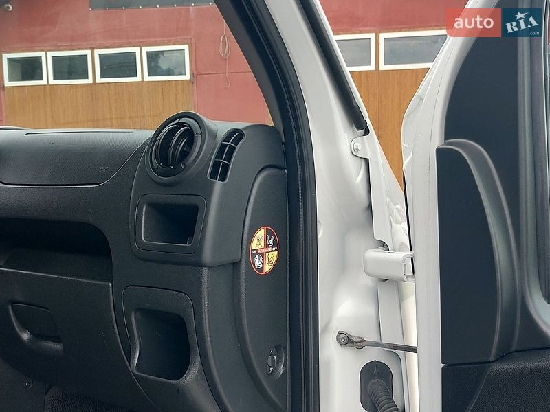 Грузовой фургон Renault Master 2019 в Млинове фото 29 Грузовой фургон Renault Master 2019 в Млинове