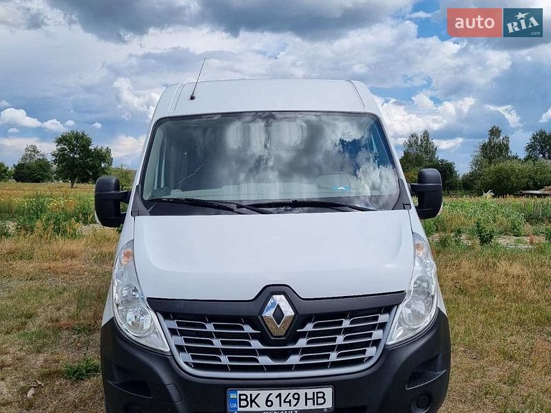 Минивэн Renault Master 2015 в Киверцах
