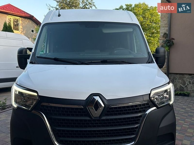 Вантажний фургон Renault Master 2022 в Калуші