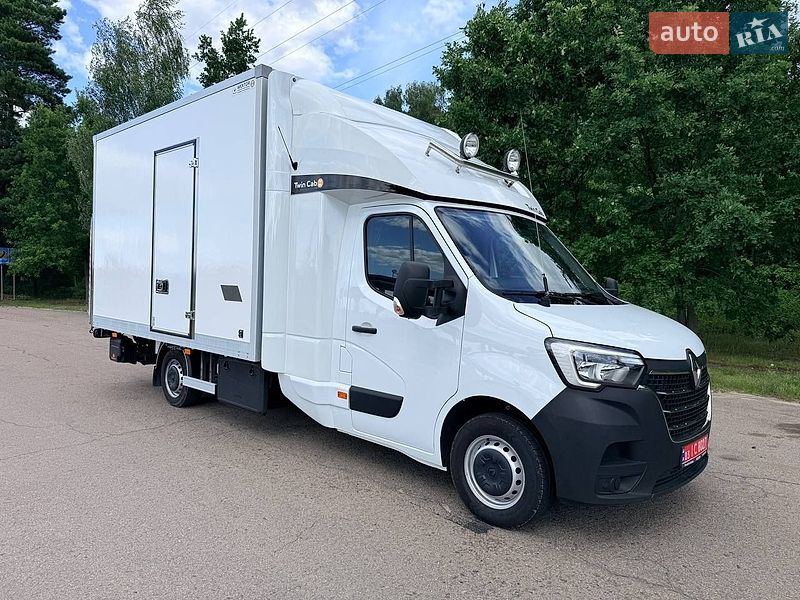 Renault Master 2023