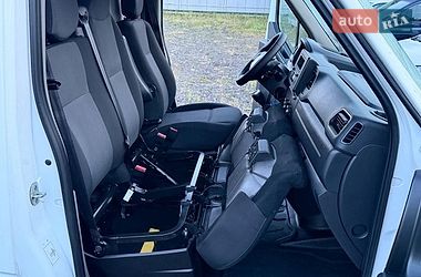 Вантажний фургон Renault Master 2021 в Дніпрі