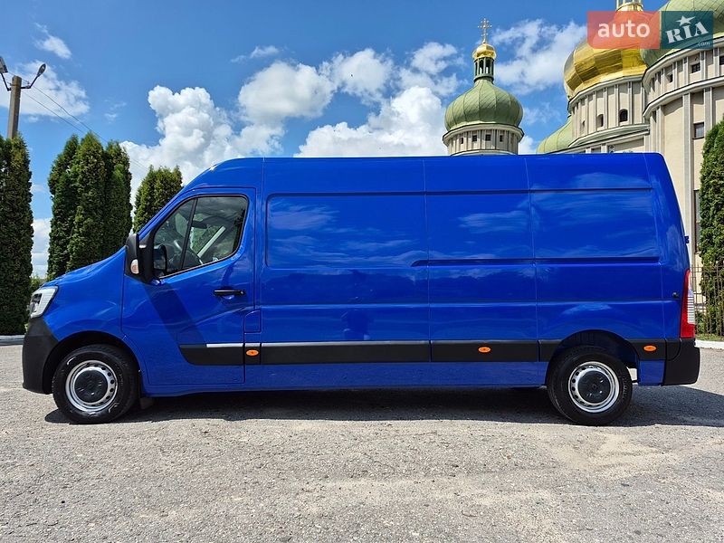 Вантажний фургон Renault Master 2022 в Дубні