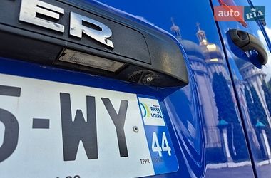Вантажний фургон Renault Master 2022 в Дубні