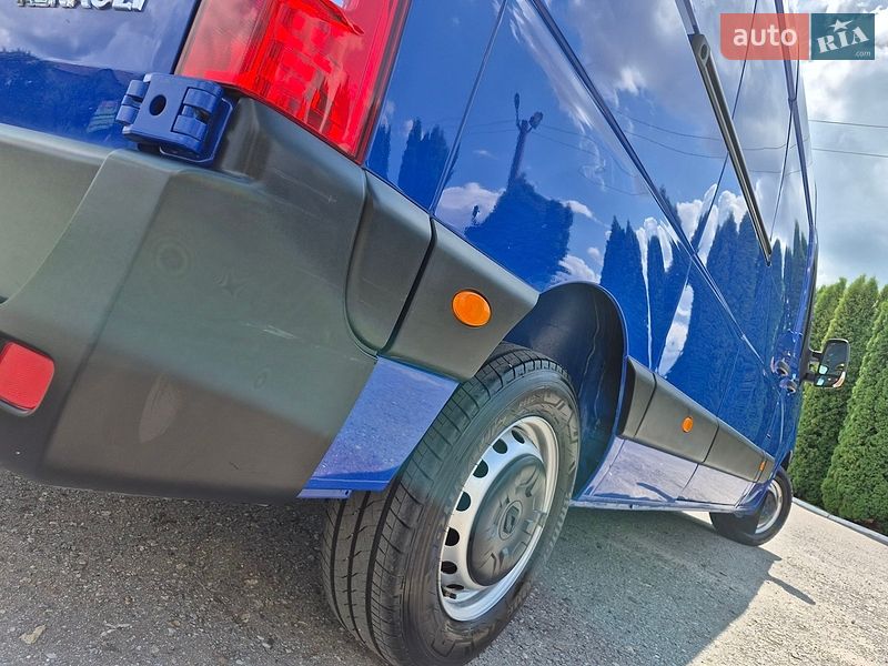 Вантажний фургон Renault Master 2022 в Дубні