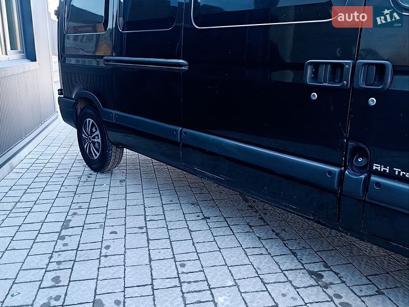 Грузовой фургон Renault Master 2008 в Львове