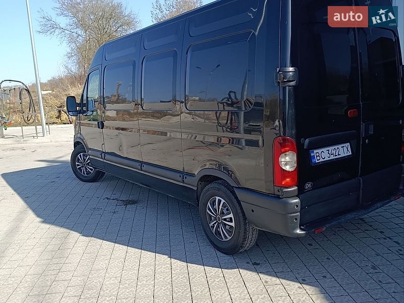 Грузовой фургон Renault Master 2008 в Львове