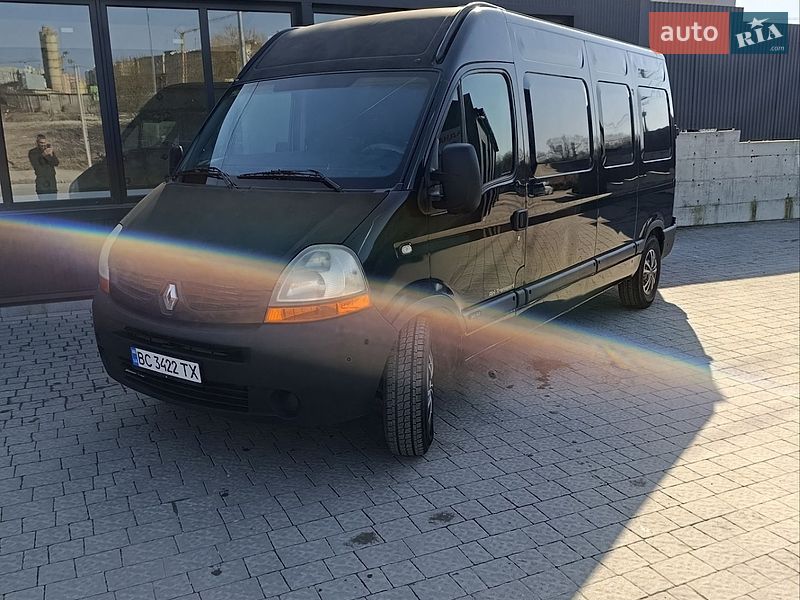 Грузовой фургон Renault Master 2008 в Львове