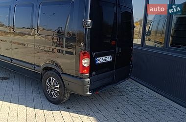 Грузовой фургон Renault Master 2008 в Львове
