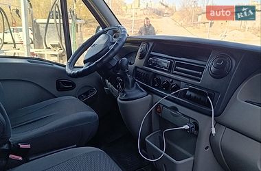 Грузовой фургон Renault Master 2008 в Львове