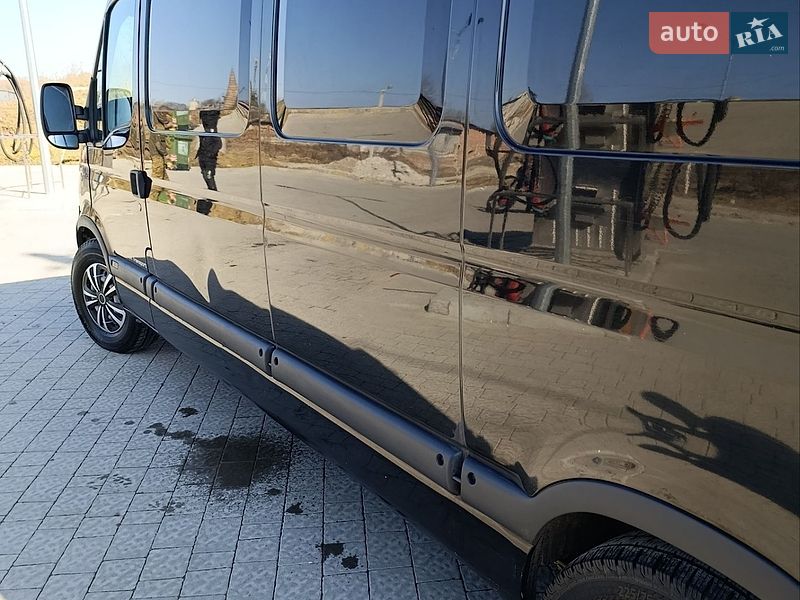 Грузовой фургон Renault Master 2008 в Львове