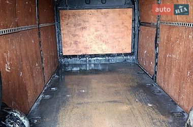 Грузовой фургон Renault Master 2008 в Львове