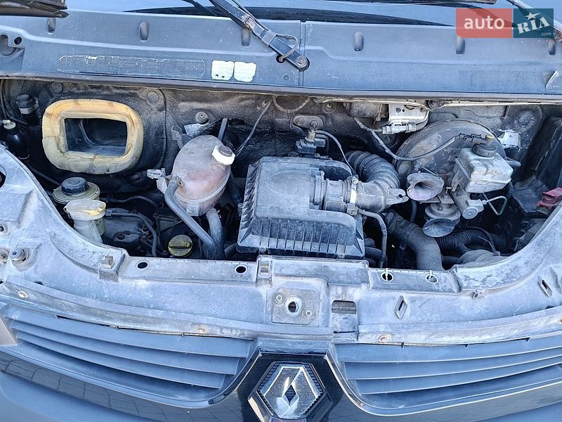 Грузовой фургон Renault Master 2008 в Львове