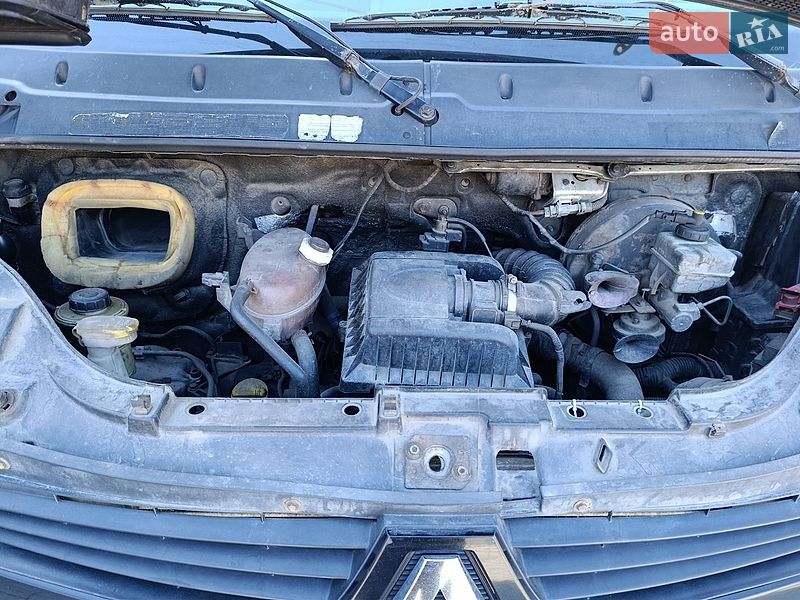 Грузовой фургон Renault Master 2008 в Львове