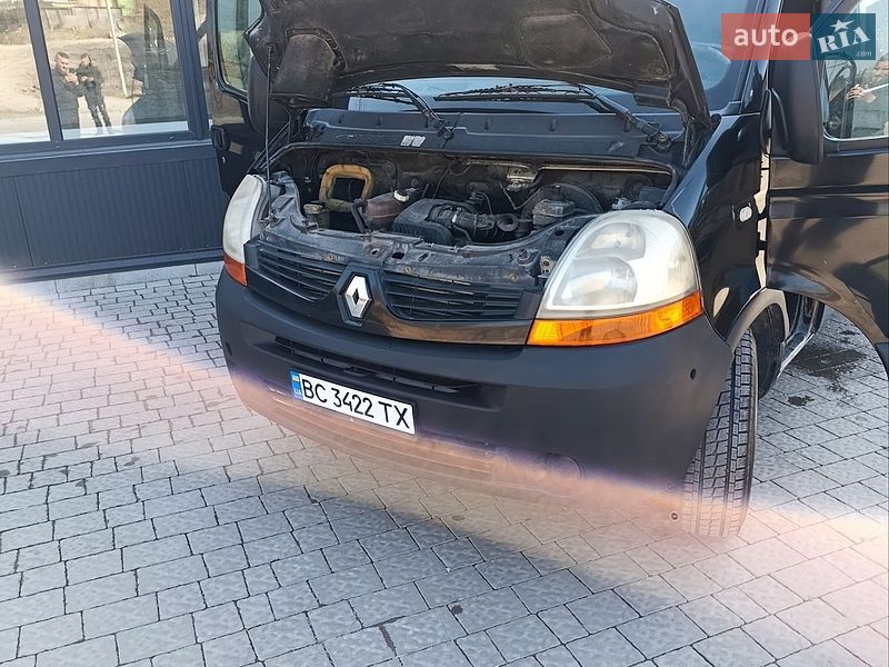 Грузовой фургон Renault Master 2008 в Львове