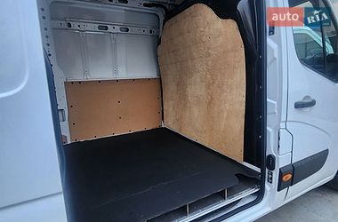 Грузовой фургон Renault Master 2018 в Дубно