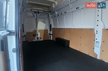 Грузовой фургон Renault Master 2018 в Дубно