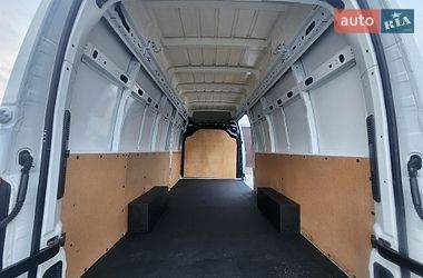 Грузовой фургон Renault Master 2018 в Дубно