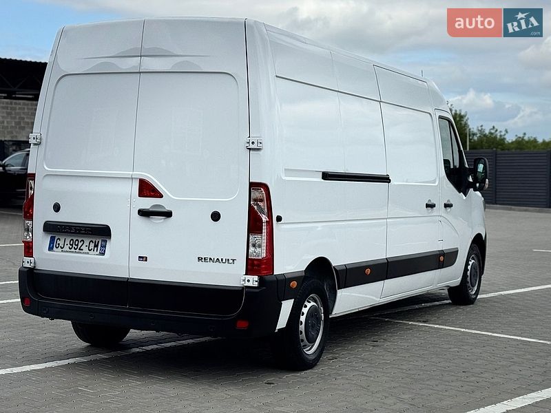 Грузовой фургон Renault Master 2023 в Дубно