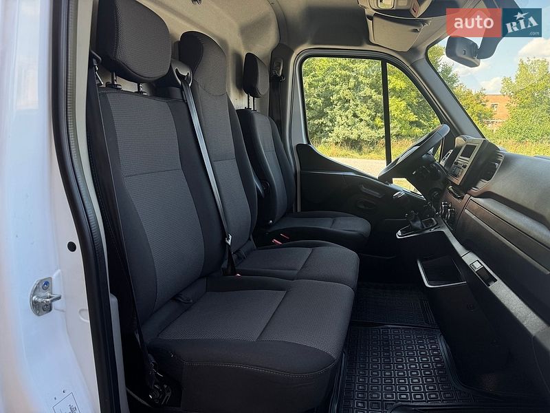 Грузовой фургон Renault Master 2021 в Бердичеве