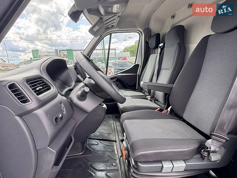 Грузовой фургон Renault Master 2022 в Киеве фото 13 Грузовой фургон Renault Master 2022 в Киеве