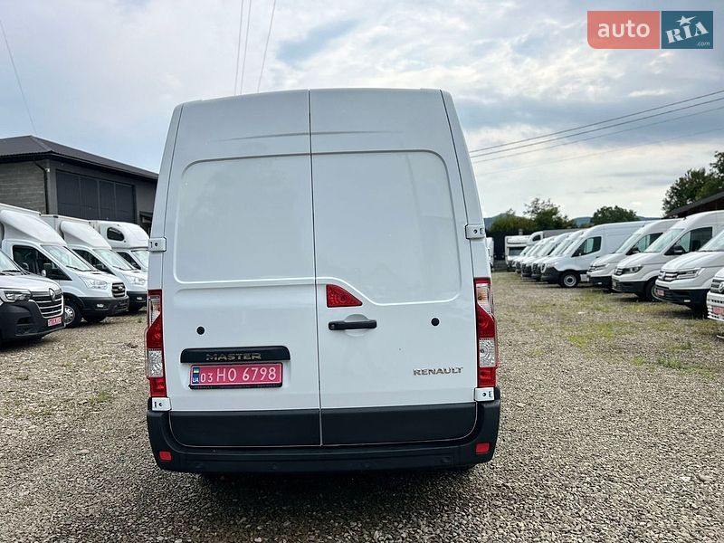 Вантажний фургон Renault Master 2024 в Хусті