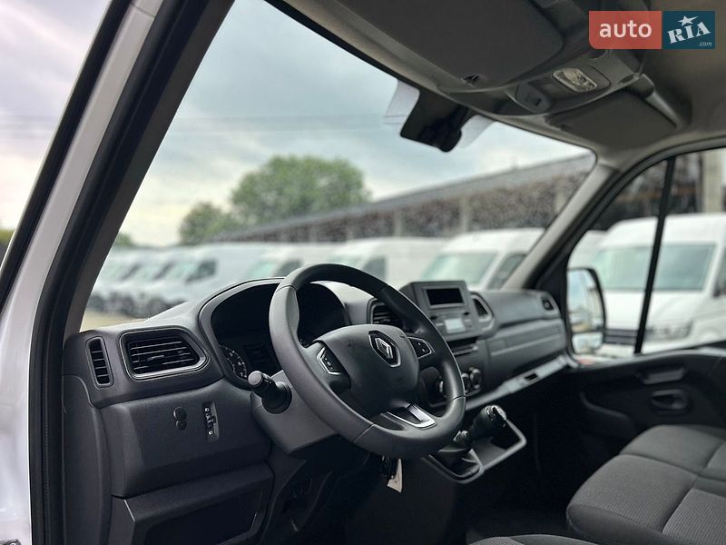 Вантажний фургон Renault Master 2024 в Хусті