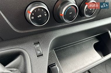 Вантажний фургон Renault Master 2024 в Хусті