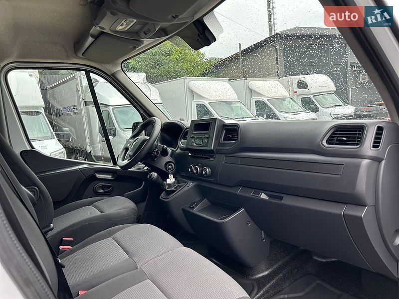 Вантажний фургон Renault Master 2024 в Хусті