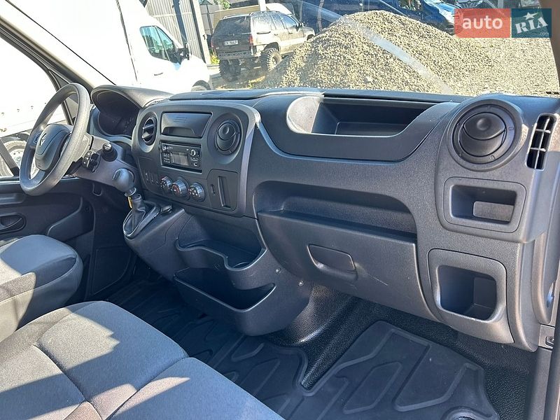 Тентованый Renault Master 2020 в Хусте