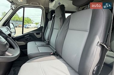 Вантажопасажирський фургон Renault Master 2016 в Млиніві