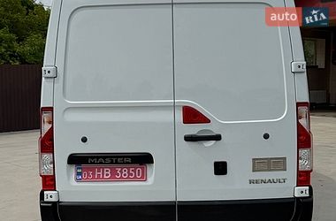 Вантажопасажирський фургон Renault Master 2016 в Млиніві