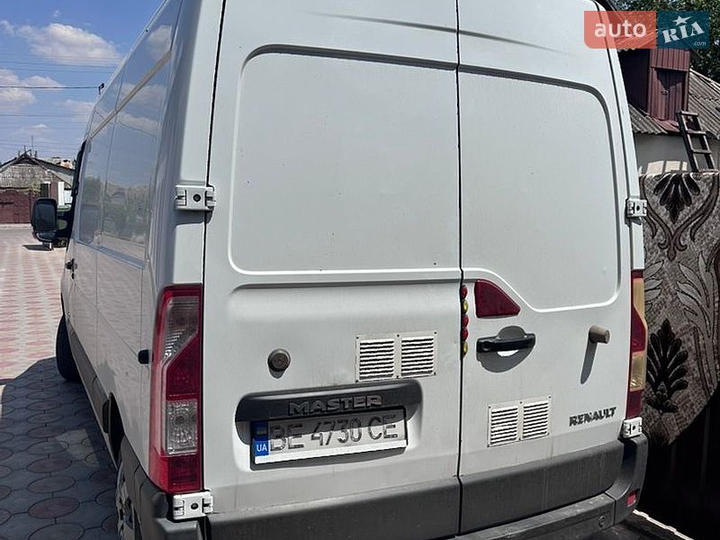 Микроавтобус грузовой (до 3,5т) Renault Master 2015 в Баштанке
