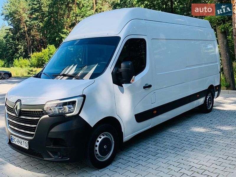Вантажний фургон Renault Master 2020 в Львові