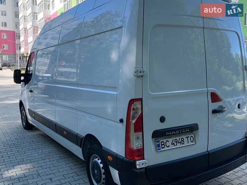 Вантажний фургон Renault Master 2020 в Львові