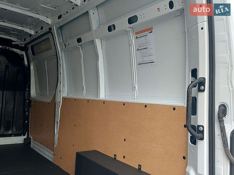 Вантажний фургон Renault Master 2022 в Млиніві фото 20 Вантажний фургон Renault Master 2022 в Млиніві