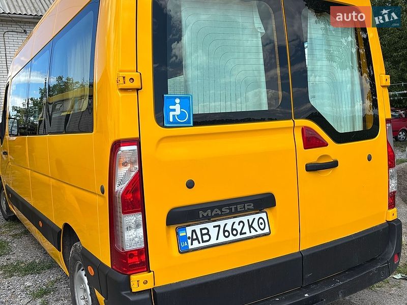 Мінівен Renault Master 2016 в Вінниці