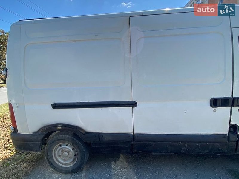 Грузовой фургон Renault Master 2000 в Каменец-Подольском