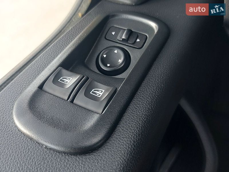 Вантажний фургон Renault Master 2021 в Млиніві