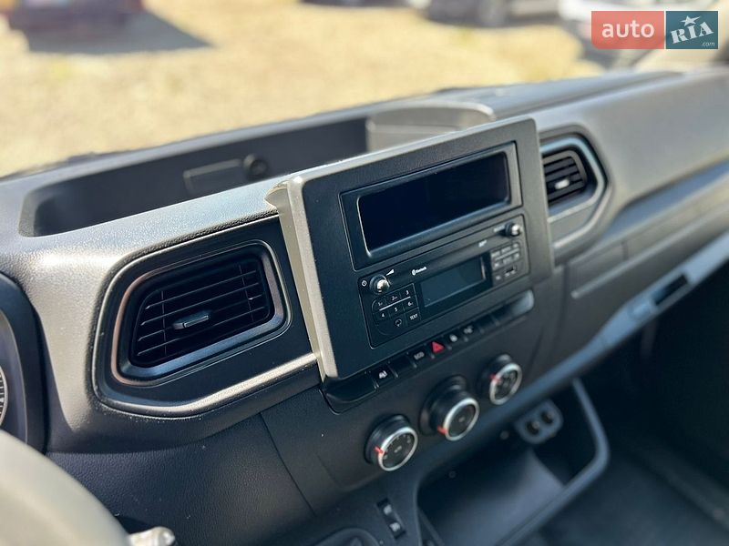 Грузовой фургон Renault Master 2024 в Хусте фото 39 Грузовой фургон Renault Master 2024 в Хусте