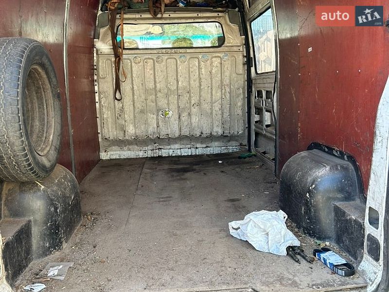 Вантажопасажирський фургон Renault Master 2002 в Фастові фото 5 Вантажопасажирський фургон Renault Master 2002 в Фастові