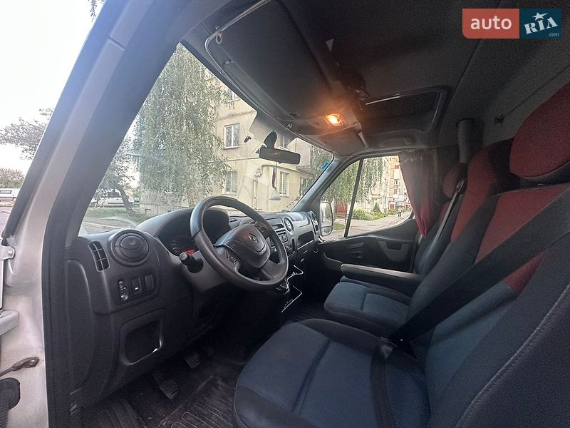 Тентований Renault Master 2015 в Ковелі